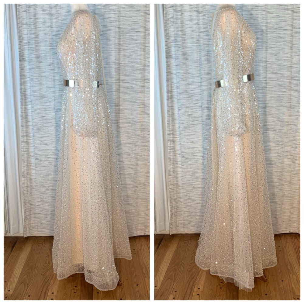 Bliss Cream Long Sleeve Plunge Gown - Picture 8 of 16